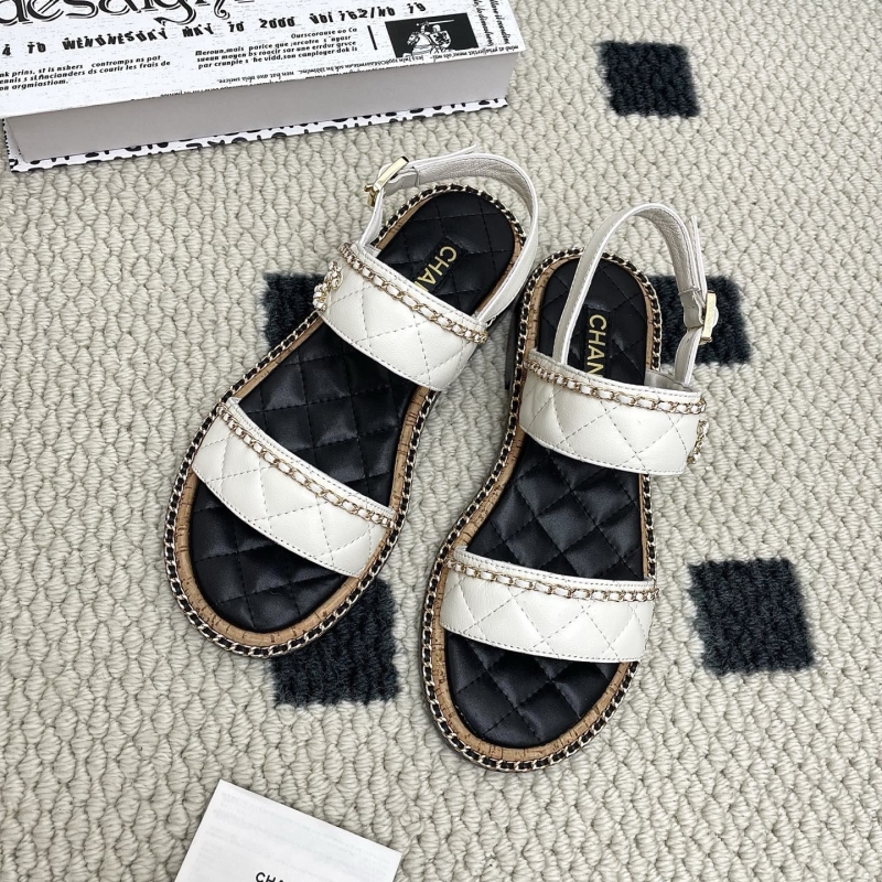 Ch**el slippers